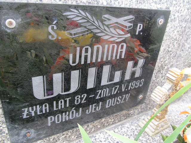 Janina Wilk Chęciny - Grobonet - Wyszukiwarka osób pochowanych