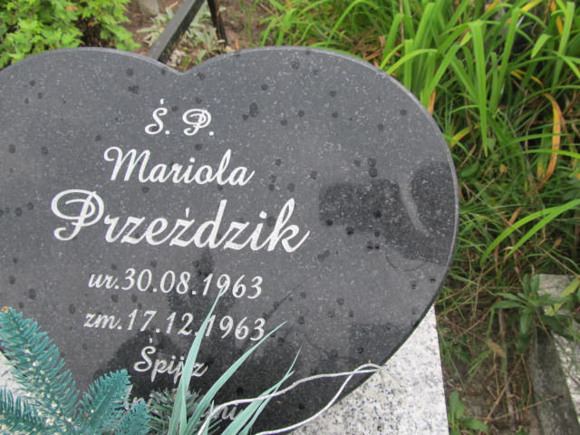 Mariola Przeździk 1963 Chęciny - Grobonet - Wyszukiwarka osób pochowanych